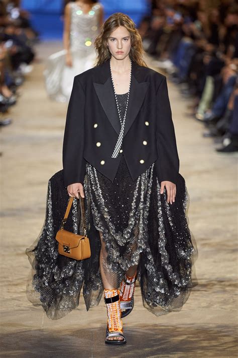 louis vuitton spring summer 2022 fashion show|Louis Vuitton women's show 2022.